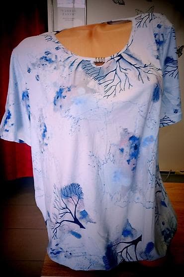 zenske majice levis: Ženske majice pamuk elastin 
vel. M. L. Xl. 2xl. 3xl. 
Cena 599din 💋 — 7