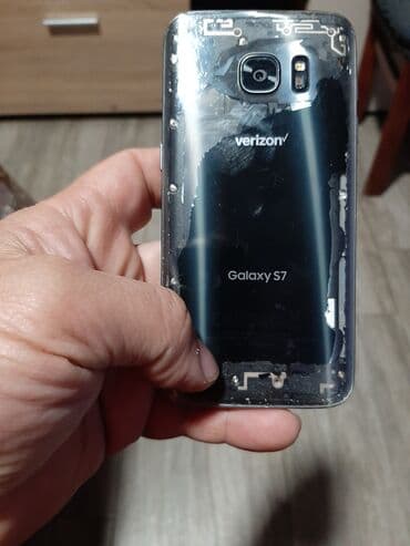 samsung do 250 evra: Samsung S7 ispravan na telefonu je razbijen ekran ekran mu ne radi — 2