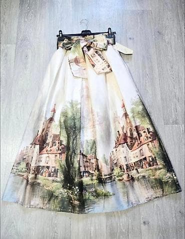 helanke s: 03. Suknja 3.200 dinara. L — 3