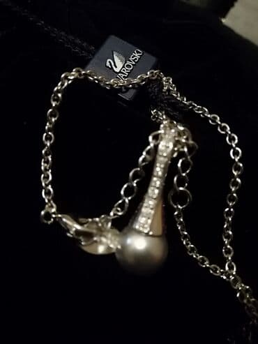 Ogrlica sa priveskom, Trussardi, Materijal: Hirurški čelik, Kristal — 2