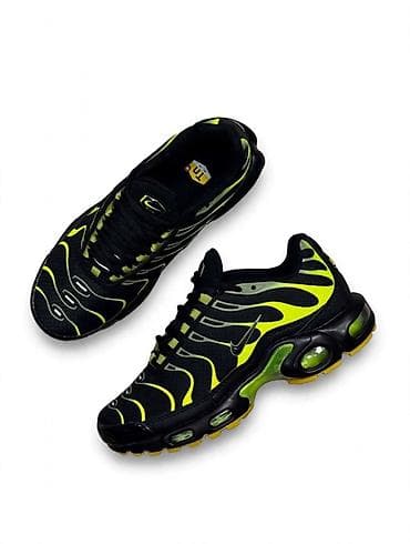 mustang patike: Patike Nike Air Max Plus (TN) – crno/neon žute - Model: Air Max Plus — 1
