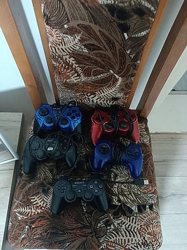 NES Classic: Svi dzojstici su neispravni. Ako treba nekome za delove — 1