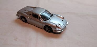 trotinet na dva tocka: Burago Ferrari Dino 1:43 China, sivi malo izgreban,cena za kom — 2