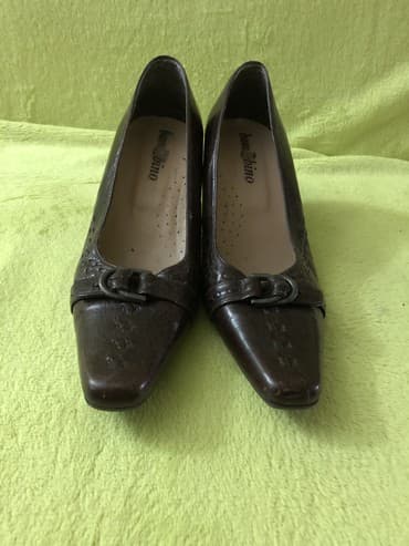 stradivarius odela: Pumps, 38 — 1