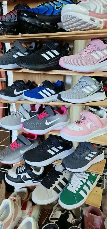 zara duks za devojcice: Dečije i juniorsko sportsko-obućarsko izdanje – širok izbor patika — 1