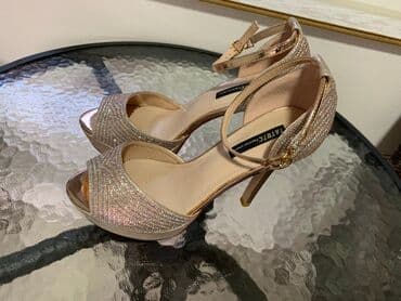 Sandals, 37 — 7