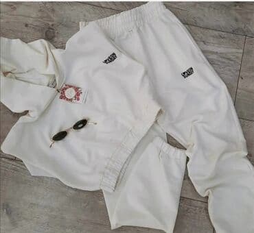 kenzo trenerke: Trenerka predivna
Mekani Pamuk elastin
Vel M L Xl
Sniženje — 6