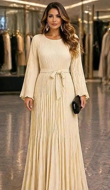 Elegantna ženska maxi haljina sa plisiranim detaljima - Model: duga