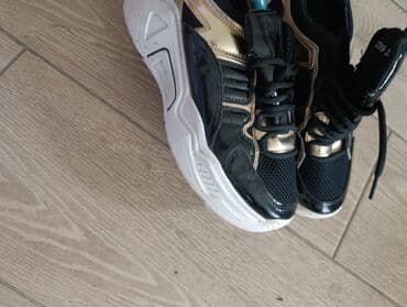 bele patike sa debelim djonom: 37 — 6