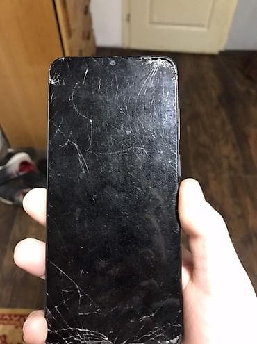 frizider na plin: Motorola pametni telefon - Model sa elegantnim ravnim bokovima i — 6