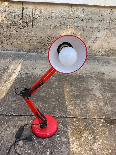 Kućni dekor: Stočna/desktop radna lampa sa podesivim krakovima – crvena - Klasičan — 3