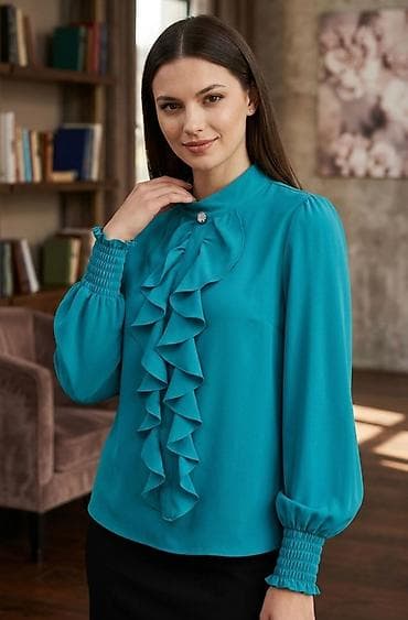 giant mala: Ženska elegantna bluza u tirkiznoj boji - Model sa visokim — 1