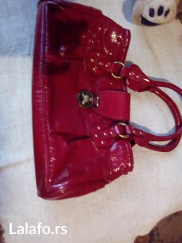 stvari za maturu: Tasna — 4