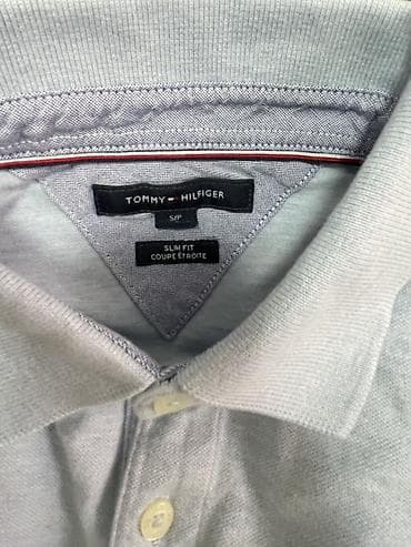 feedback majice: Men's T-shirt Tommy Hilfiger, bоја - Siva — 2