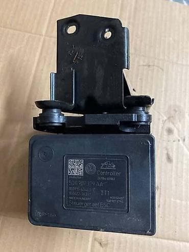 golf 2 crveni: ABS PUMPA ZA VOLKSWAGEN GOLF 7 - 5Q0614517T | Abs pump za Golf 7 — 3