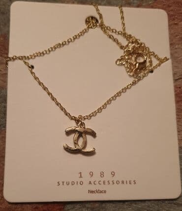 guess nakit akcija: Chanel logo cc zlatan privezak sa cirkonima i lančić zlatne boje - kao — 6