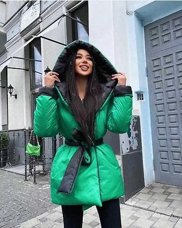 Jakna 
Cena 2800 dinara 😇