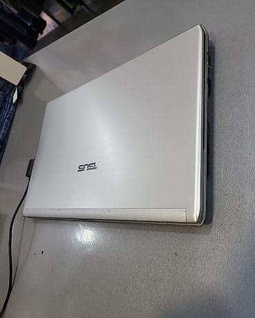 ms2205 acer: ASUS U31J serija – 13.3" prenosni računar - Ekran: 13.3" LED — 8