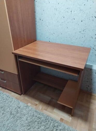 ikea sofe na razvlačenje: Ormar i radni sto,ocuvano — 2
