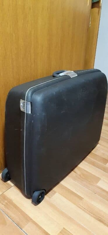 kofer za kuku: Samsonite kofer sa rucicom i tockicem 60x78x25cm — 4