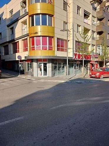 poslovni prostor kraljevo: Izdaje se Lokal u centru Aranđelovca lux oprema 490m2 . Prizemlje — 1