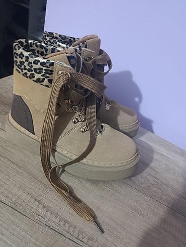 kalup za patike: Cipele za zimu. Kao nove — 1