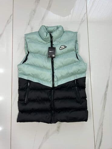 jack and jones beograd: Prsluci
4700
S M L XL XXL — 16