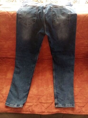 Jeans: 32br farke. Uzivo jako lepe 1000din — 2