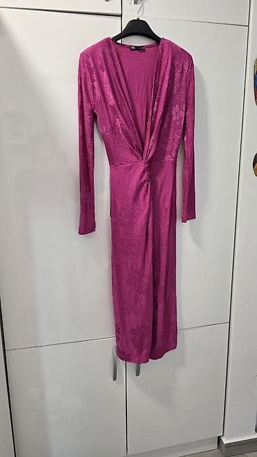 ps maturske haljine: ZARA haljina, midi dužina, boja fuksija/ružičasto-ljubičasta. Model sa — 2
