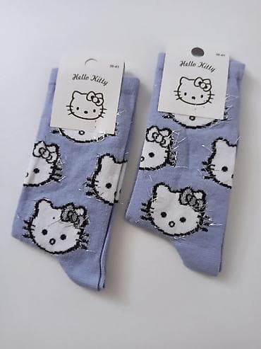 🐈🧦Hello Kitty pamucne carape🐈🧦
36-41
Set 3 para 450 rsd ✨