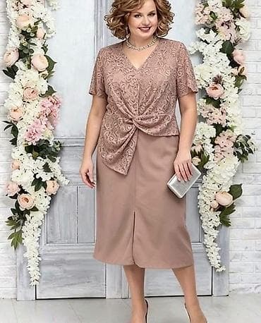 sličan: Bozanstven model za punije dame
Vel: L XL XXL XXXL
Cena: 3100dinara — 2