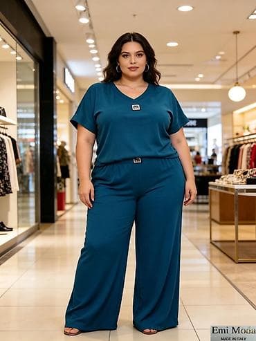 Komplet ženske odeće – plus size, široke pantalone i majica sa