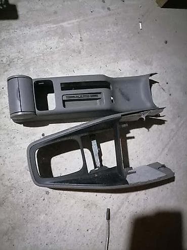 PLASTIKE ZA GOLFA 4 I BORU ZA VOLKSWAGEN BORA, GOLF 4 | Polovni na lalafo.rs PLASTIKE ZA GOLFA 4 I BORU ZA VOLKSWAGEN BORA, GOLF 4 | Polovni