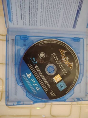 playstation prodaja: PS4 + 10 IGRICA PS4, ocuvan + contoler uz 10 igrica: -Batman return — 6