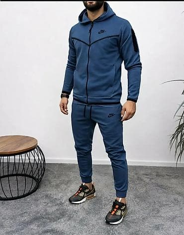 prada trenerke: Trenerka Nike, bоја - Crna — 4