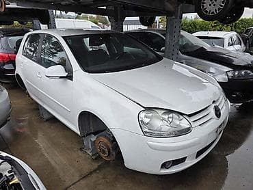 golf 4 for sale: VOLKSWAGEN GOLF 5 2008. GOD. - KOMPLETAN AUTO U DELOVIMA | Molba za — 1