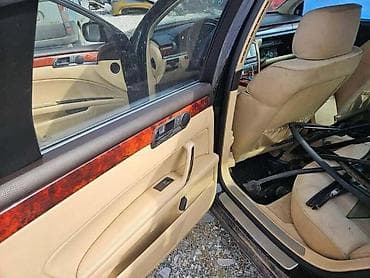 TAPACIRI VRATA ZA VOLKSWAGEN PHAETON | Tapaciri vrata za VW Phaeton na lalafo.rs TAPACIRI VRATA ZA VOLKSWAGEN PHAETON | Tapaciri vrata za VW Phaeton