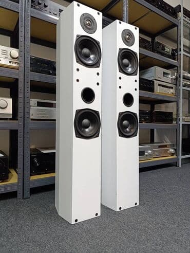 gumice za kasetofon: Vifa beli dvosistemac. poseduje vifa drajvere baseve od 6 incha — 2