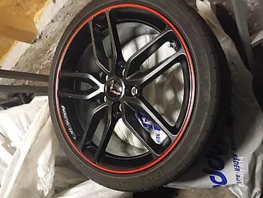 felne cena: Alu felna sa gumom – sportski dizajn, crna mat sa crvenim prstenom — 2