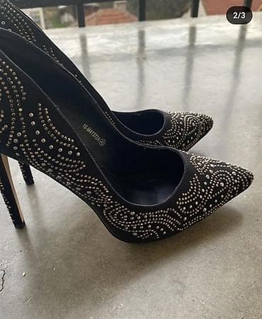 Men's Clothing: Dve vrste obuće: 1) Bele patike sa pertlama - Klasičan nizak model sa — 4