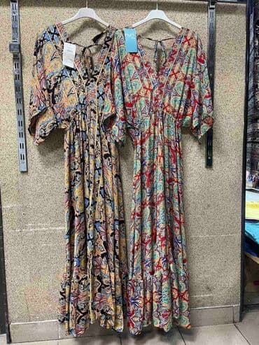 haljine za plažu c a: A K C I J A.
Haljine
Made in India
Cena 2700 din — 3