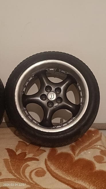 bmw ruma: Set od 4 aluminijumske felne sa gumama - Dizajn: 5 krakova, tamno — 4