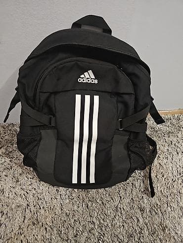 Adidas sportski ranac – crni, veliki - Model sa prepoznatljive tri