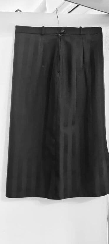 pantalone sa prorezom: L (EU 40), Midi, color - Black — 2