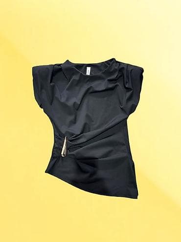 Kupaći kostimi: Elegantne majice u crnoj i beloj boji. Univerzalna veličina — 1