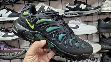 kaubojke muske: Nike Air Max Plus (TN) patike – muški model - Dizajn: crna osnovna — 1
