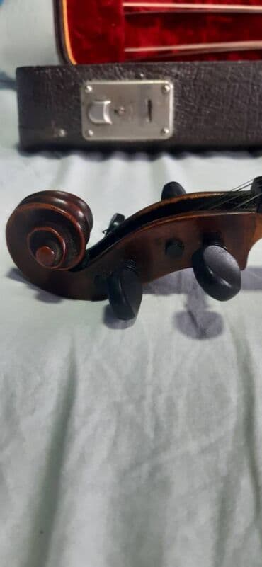 bluetooth mikrofon cena: Prodajem Majstorsku Violinu Amati Prodajem staru Majstorsku Violinu — 3