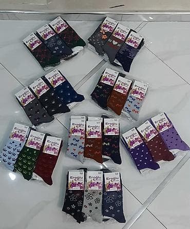 uckur: Čarape 
12 pari 1400din

T — 6