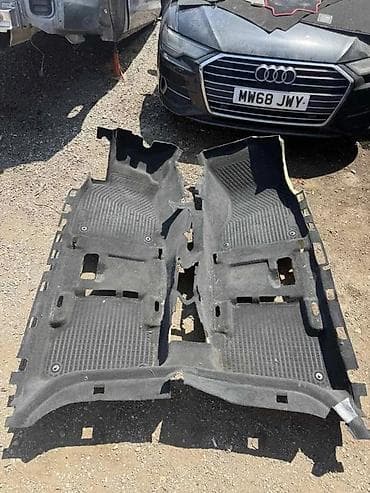 za salon: AUDI A4 B9 1 ITISON TEPIH U KABINI | Audi delovi ALTINA ZEMUN — 2