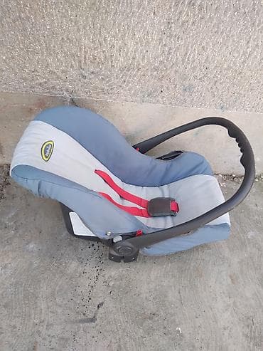 pidzame za decu waikiki: Nosiljka/auto sediste za decu do 13 kg. malo flekavi kaisevi — 2
